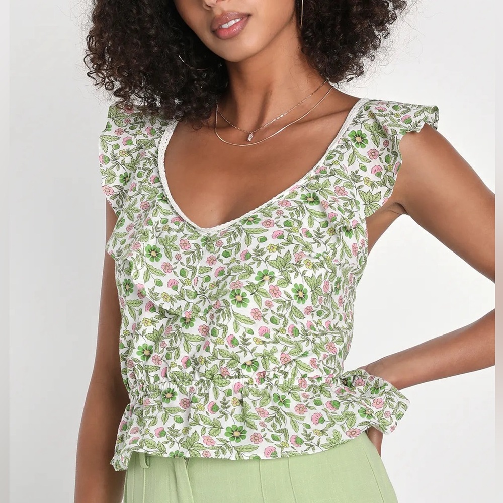 Lulu’s Garden Glow Up Ivory Floral Print Ruffled Lace-Up Backless Top Size Small